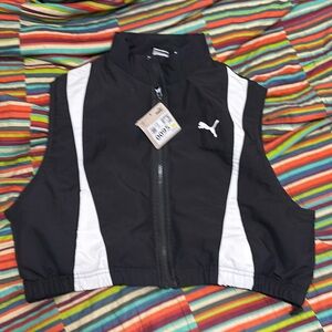 Puma deer two woven vest brand new with tags size medium women’s